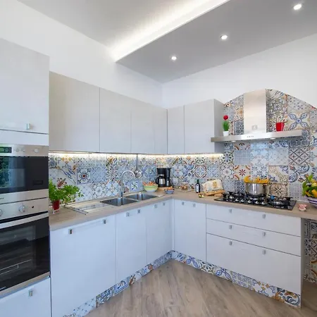 Casa Licia Apartment *